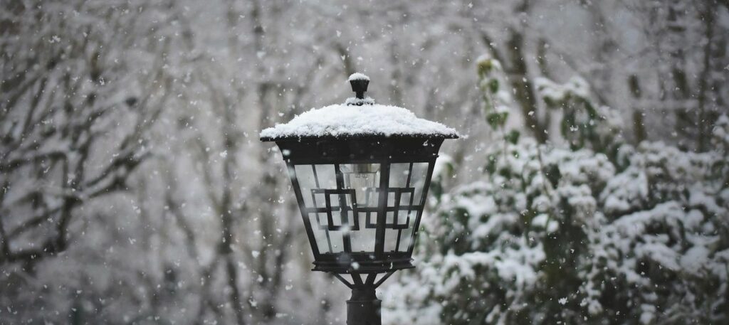 R&eacute;vision luminaires ext&eacute;rieurs Sedan